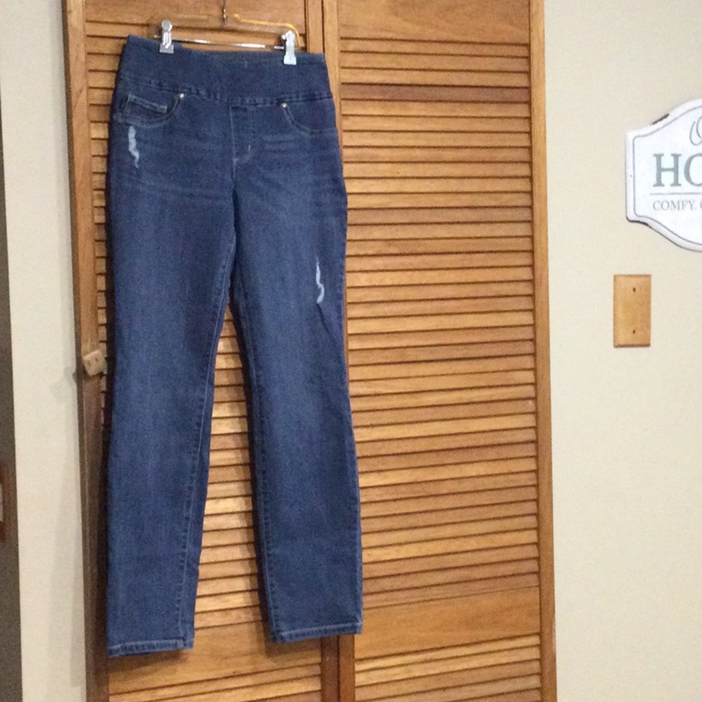 Lee Jeans